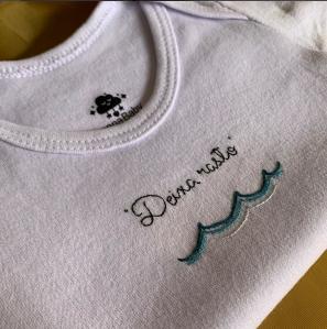 Body bebê bordado a mão