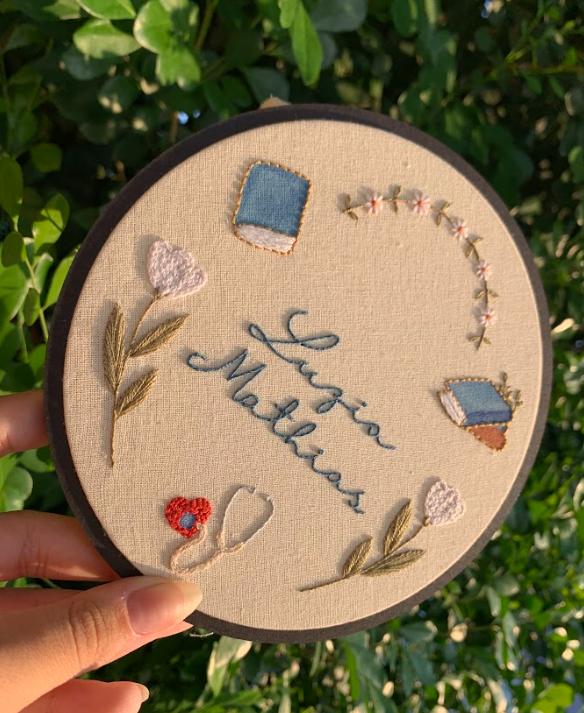 Bastidor Bordado - Guirlanda Decorativa