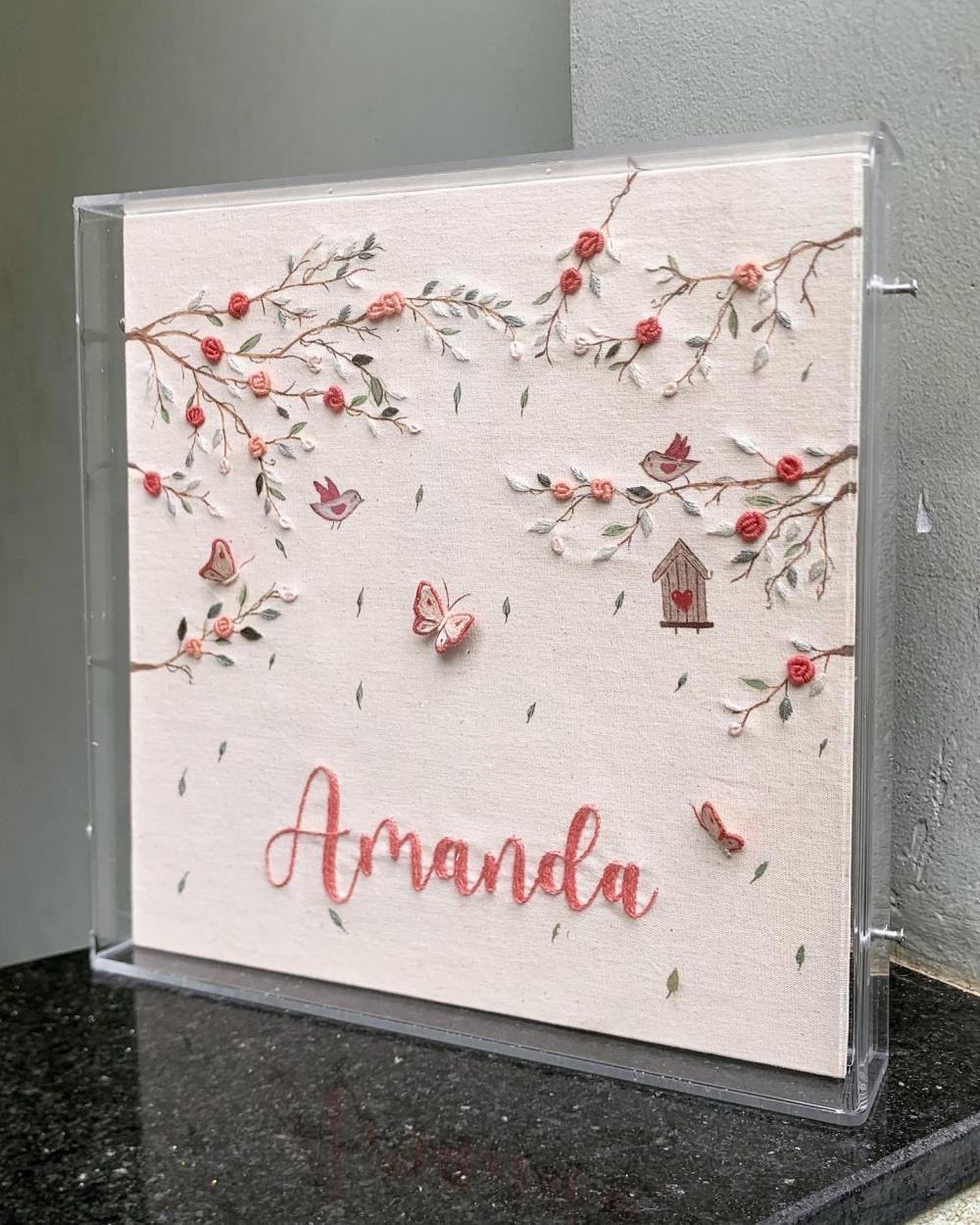 Porta Maternidade em Moldura Acrílica Jardim Encantado