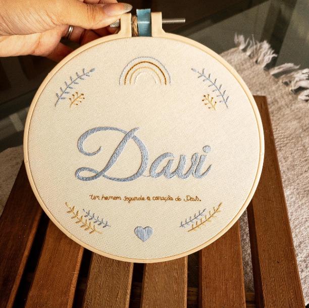 Bastidor Bordado - Porta Maternidade Grécia Davi