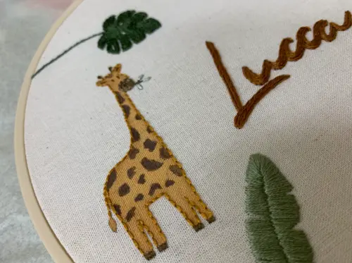 Bastidor Bordado - Porta Maternidade Florestinha Lucca