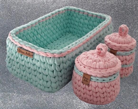 Kit Higiene de Bebê 3 Peças com Porta Fraldas Verde e Rosa
