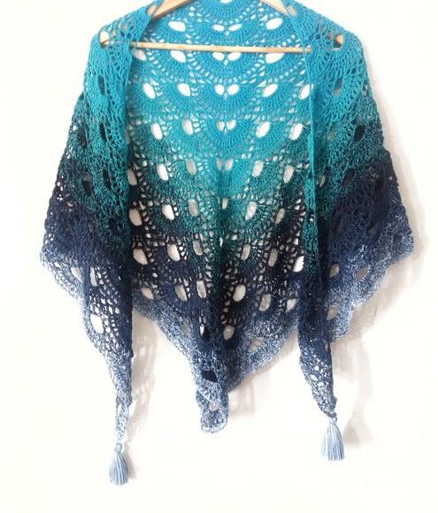 Xale, Lenço Degrade Azul com Tassel