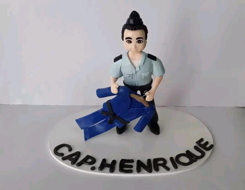 Bonecos profissões personalizado em biscuit