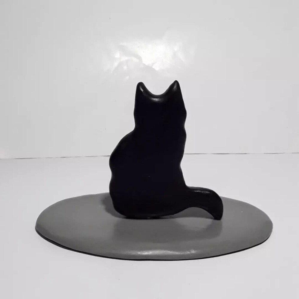 Enfeite de mesa silhueta gato em biscuit