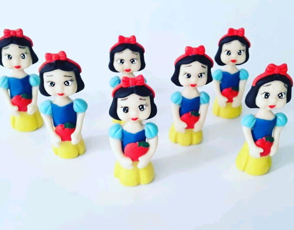 Apliques em biscuit branca de neve