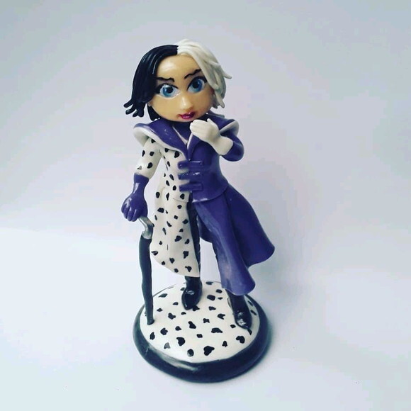 Boneca colecionável Cruella