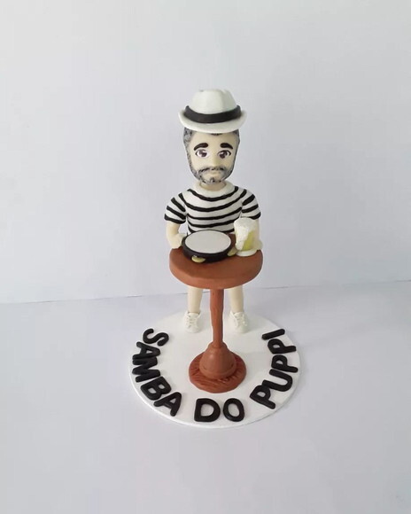 Boneco Caracterizado em Biscuit
