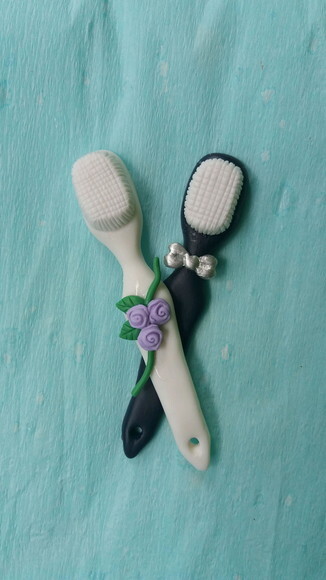 Lembrancinha casamento/noivado escovas de dente casal