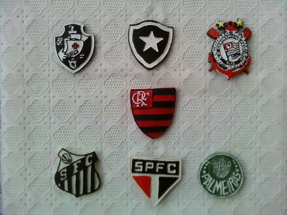 Lembrancinhas ímãs de geladeira Times
