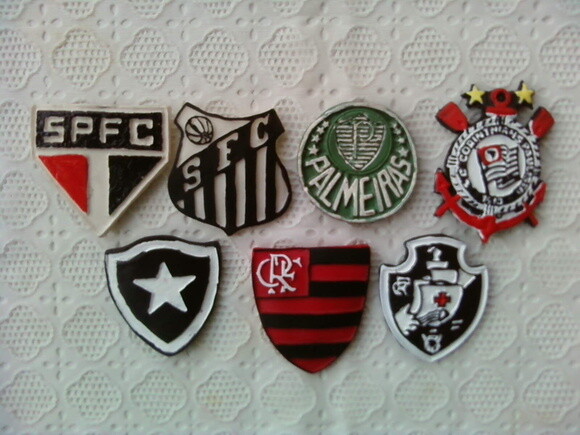Lembrancinhas ímãs de geladeira Times