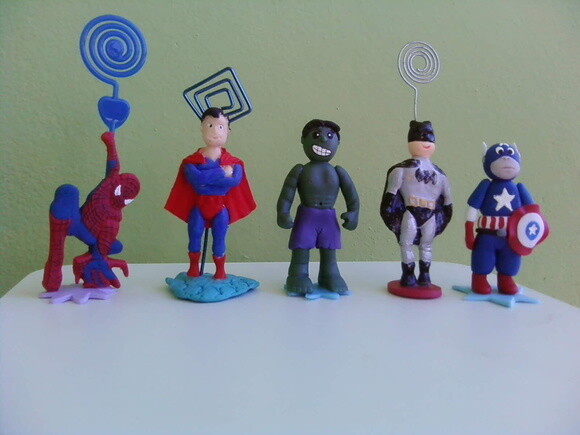 Lembrancinhas vingadores/Liga da justiça