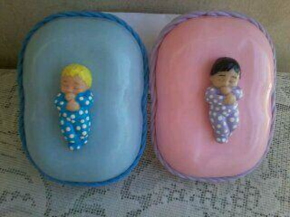 Saboneteira bebê em biscuit