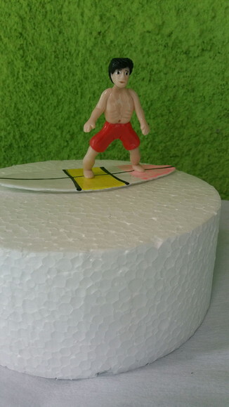 Surfista em biscuit