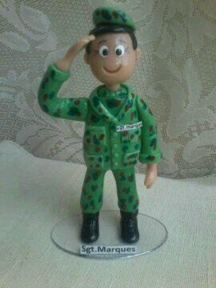 Topo de bolo /enfeite de mesa exército
