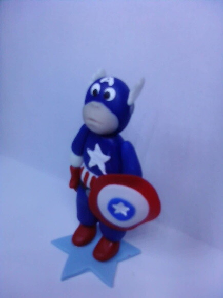 Topo de bolo vingadores Capitão América