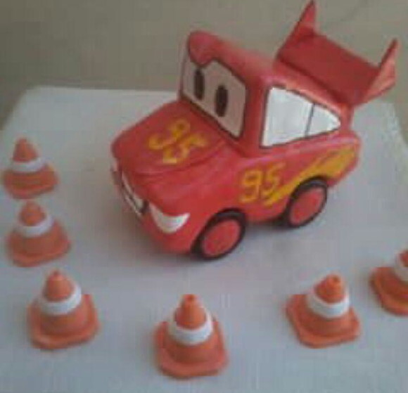 Topo de bolo/enfeite de mesa carros