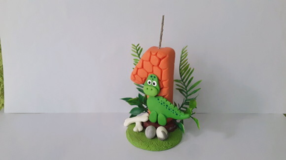 Topo vela dinossauro