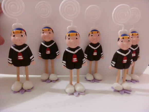 Turma do Chaves com porta recados