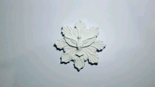 Aplique Divino Espírito Santo em Biscuit