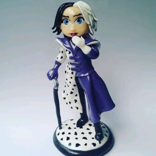Boneca colecionável Cruella