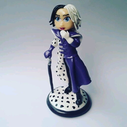 Boneca colecionável Cruella