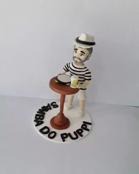 Boneco Caracterizado em Biscuit