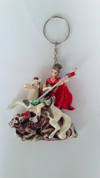 Chaveiro são jorge em biscuit