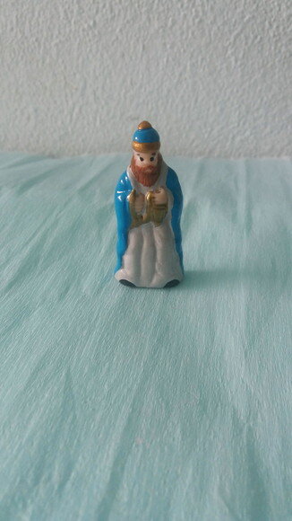 Os 3 Reis magos miniatura em biscuit