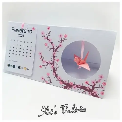Calendário de Mesa Sakura com Tsuru