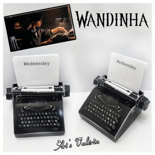 Máquina de Escrever Porta Rascunhos - Wandinha - Wednesday