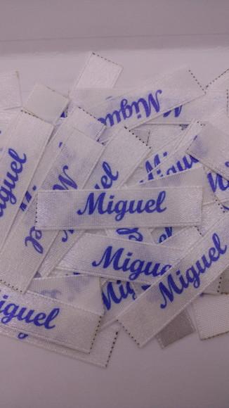 140 Etiquetas Personalizadas de 10mm