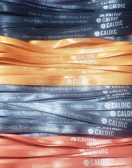 100 Fitinhas Personalizadas de Cetim 1 cm x 35 cm