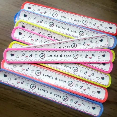200 Pulseiras Bate Enrola Personalizada