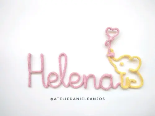Nome em Tricotin Helena e Elefantinho