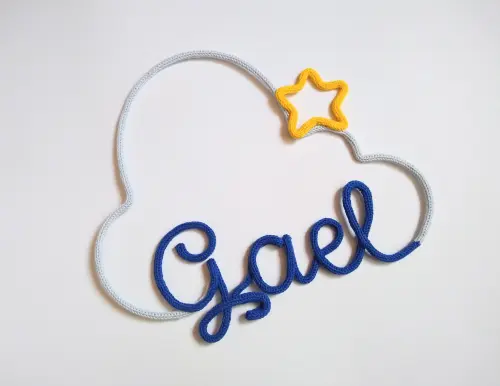 Guirlanda em Tricotin Nuvem Gael
