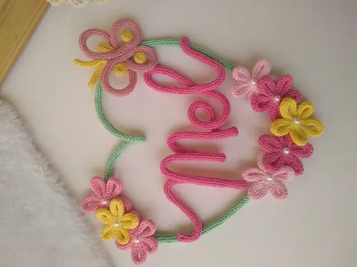 Porta maternidade tricotin coração personalizado menina
