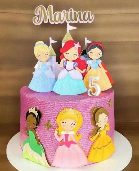 Arquivo de Corte Topo de Bolo Princesas em Camadas