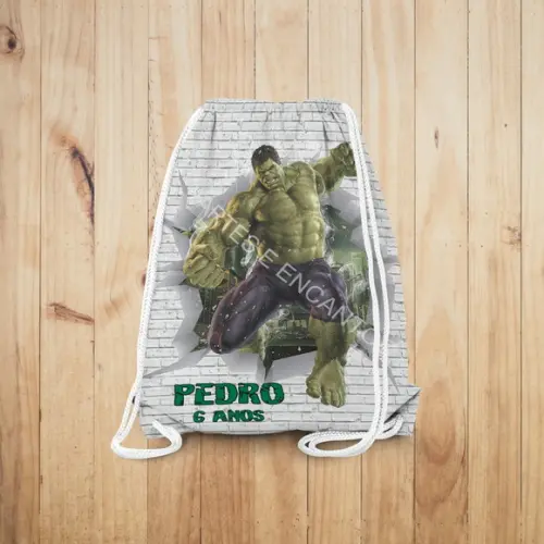 Mochilinha Hulk