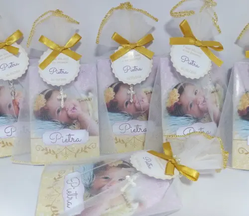 Mini Bíblia Personalizada com Foto da Criança e Mini Terço