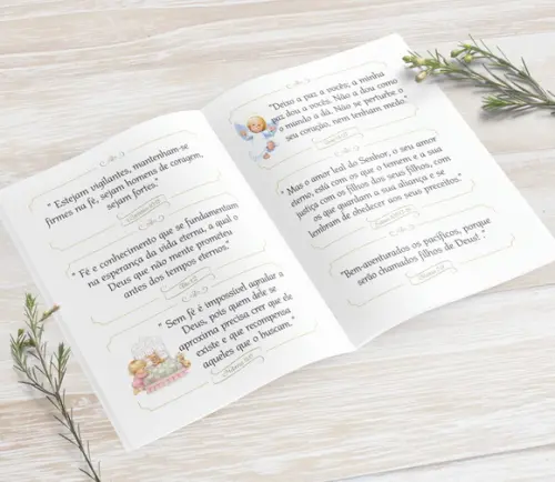 Mini Bíblia Personalizada com Fotos do Bebê