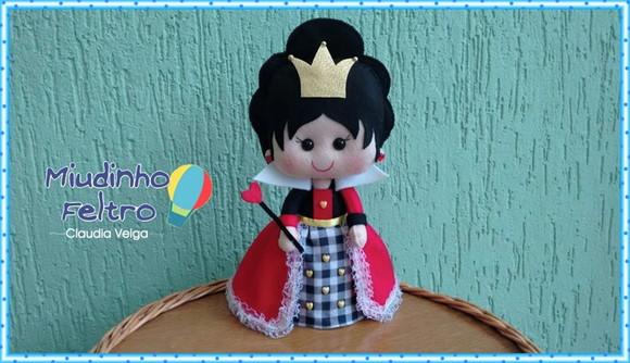 Alice no Páis das Maravilhas em Feltro