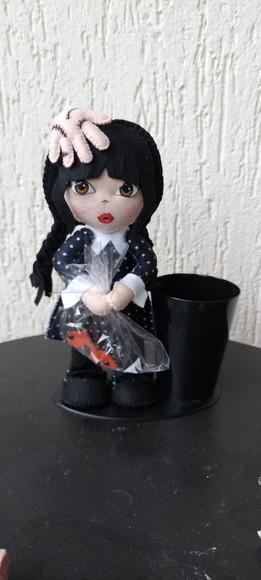 Centro de Mesa Wandinha - Porta Lápis