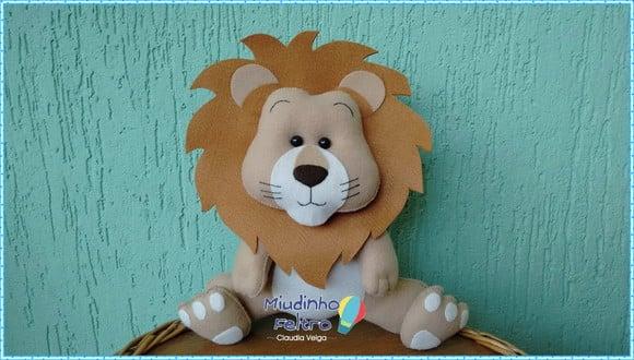 Leão Safari Africa 15 cm