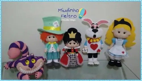 Alice no Páis das Maravilhas em Feltro