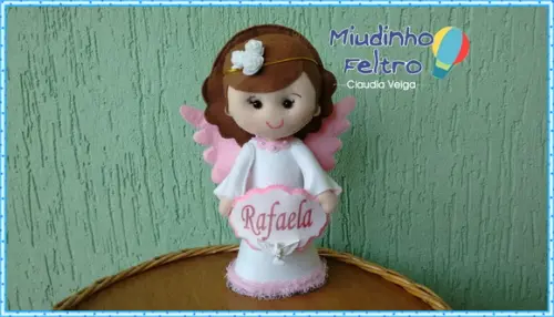 Anjinha em feltro com nome