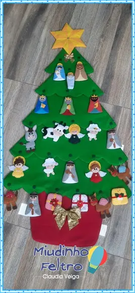 Arvore Montessoriana Presépio - Natal