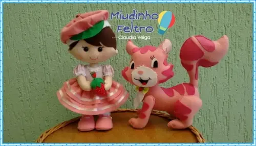 Boneca Moranguinho e Gato Pudim