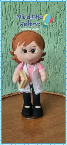 Boneca Professora em feltro