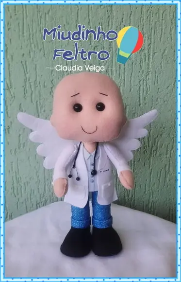 Boneco Médico de Asas
